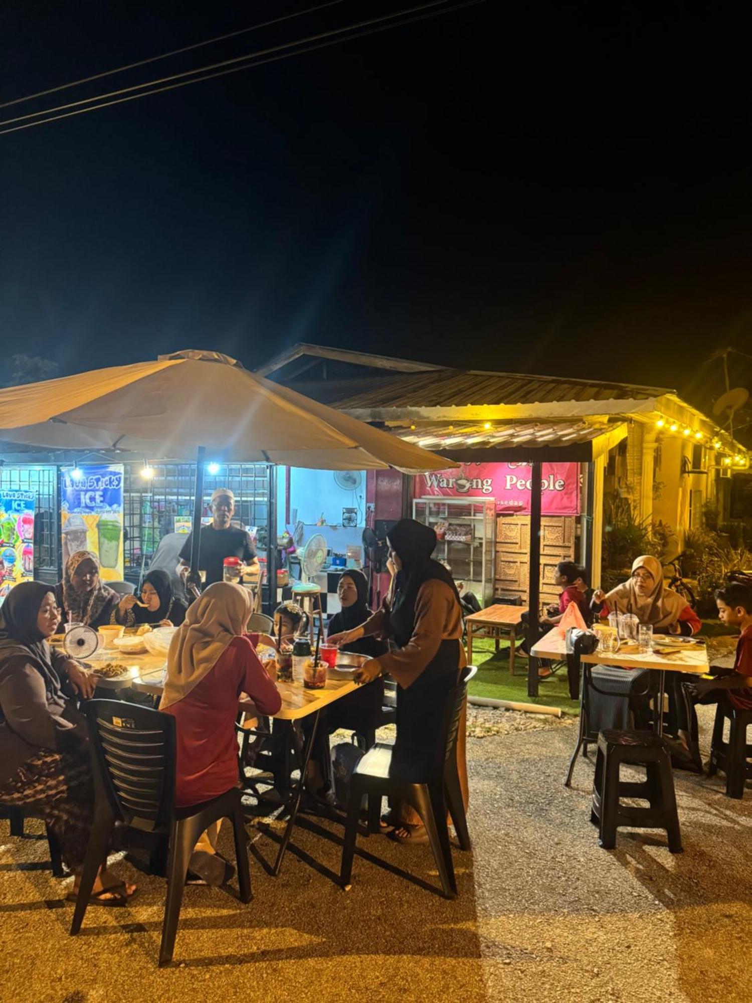 Tiara Inn Homestay 2 Tingkat Pontian Johor Pontian Besar المظهر الخارجي الصورة